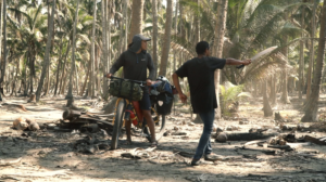 2 bicycle riders on the trail